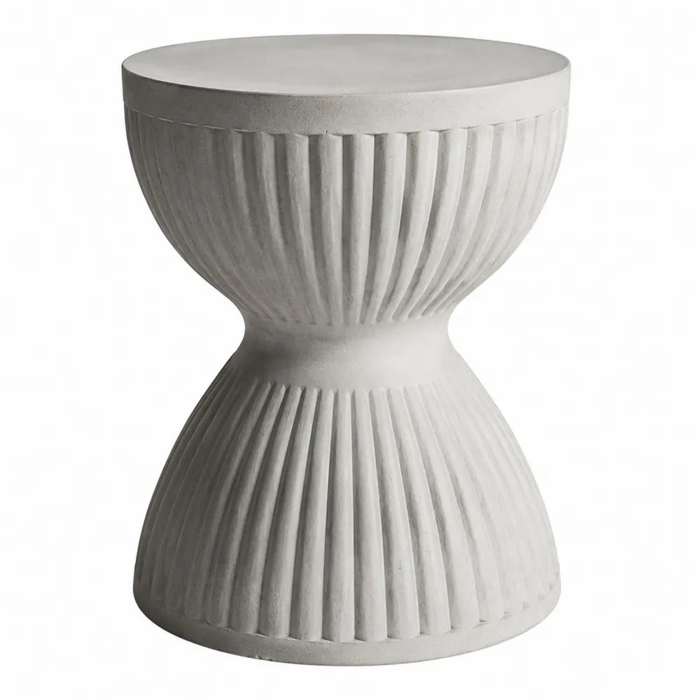 Table d’appoint ronde en béton fibré gris clair forme sablier 45 cm x 50 cm
